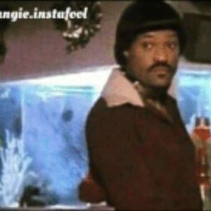 Meet your Posher, Delly